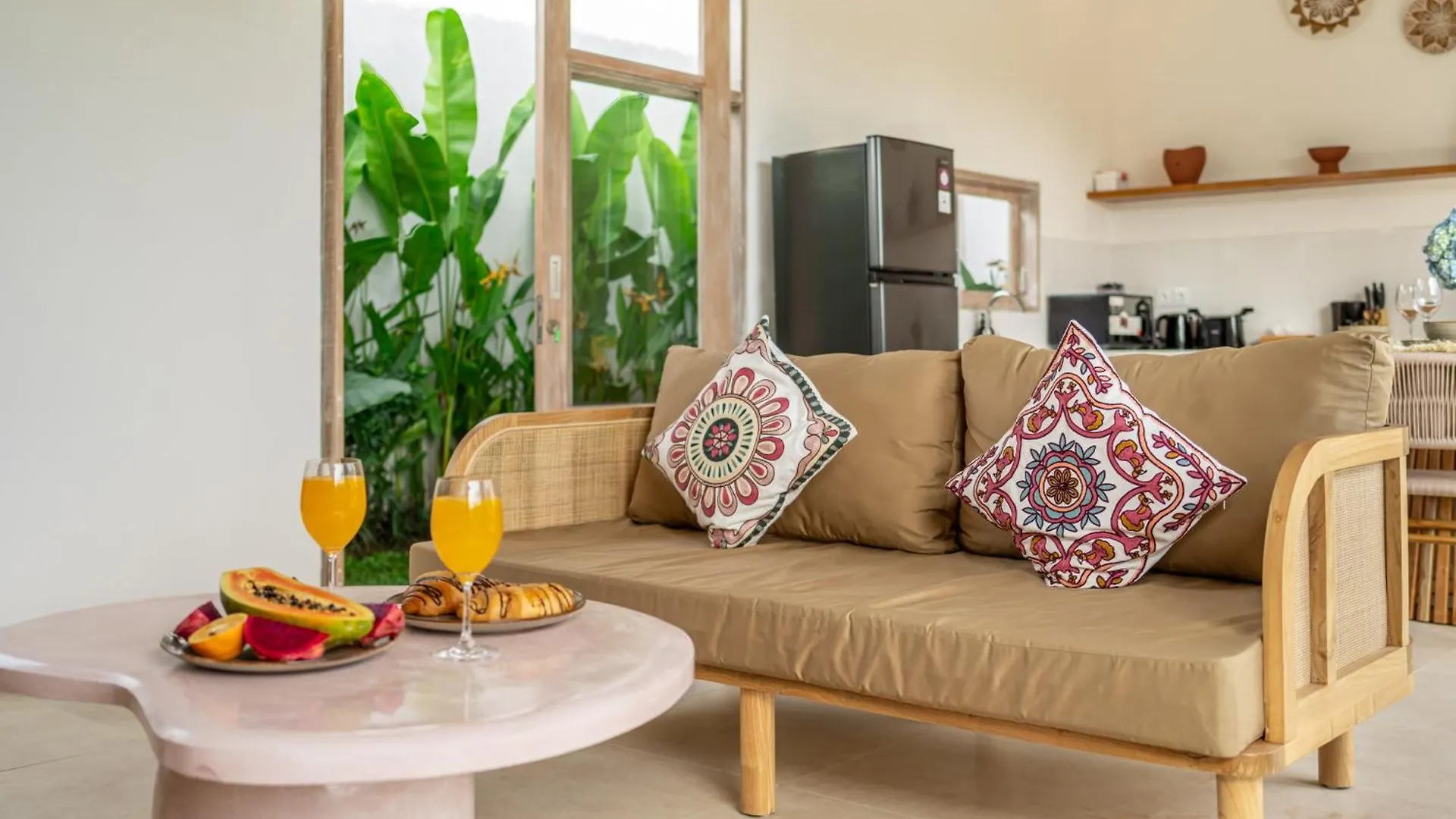 Bambola - Stunning New Luxury Villa In Kerobokan With Expansive Pool - Your Dream Home Awaits! Canggu  Indonesia